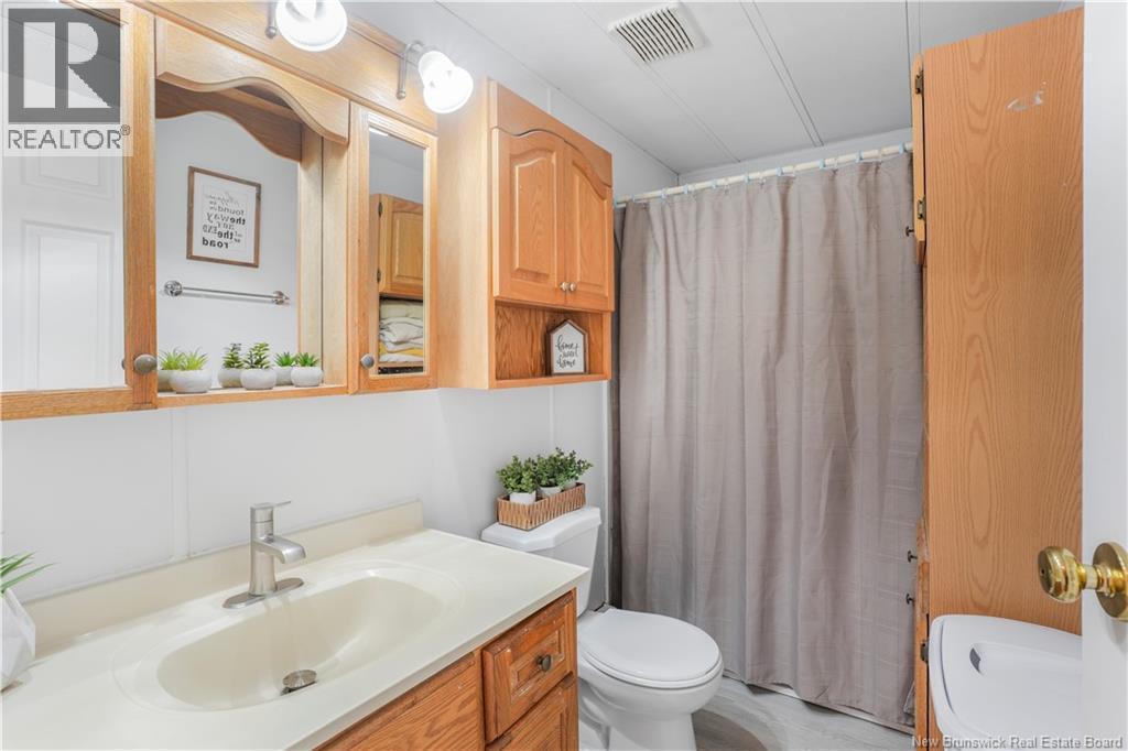 23 Tyler Street, Lincoln, New Brunswick  E3B 6X4 - Photo 21 - NB130903