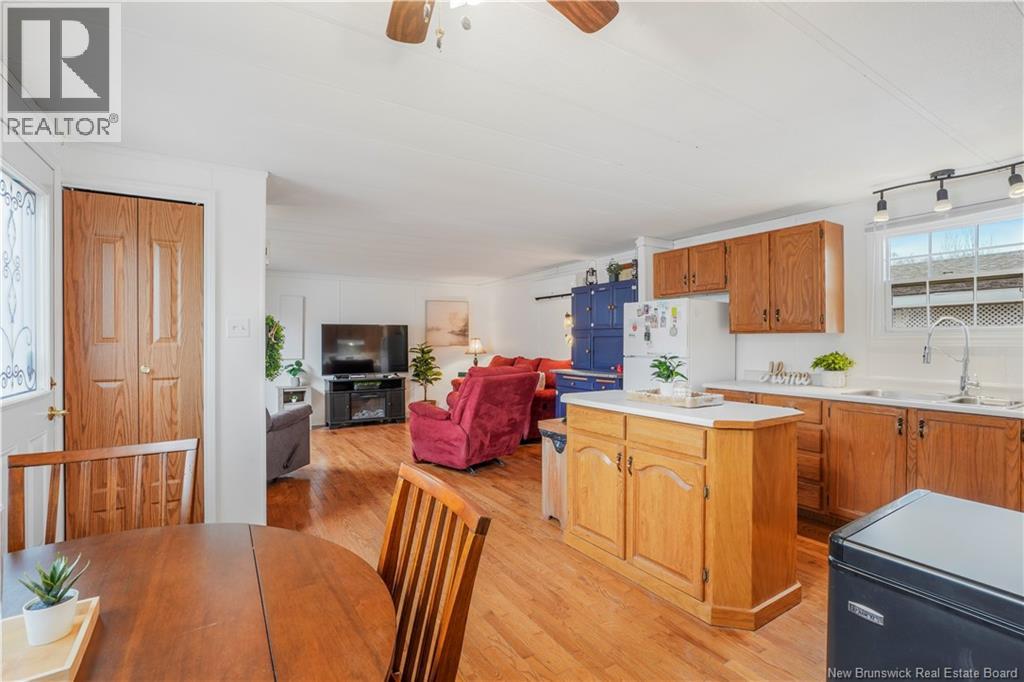 23 Tyler Street, Lincoln, New Brunswick  E3B 6X4 - Photo 8 - NB130903