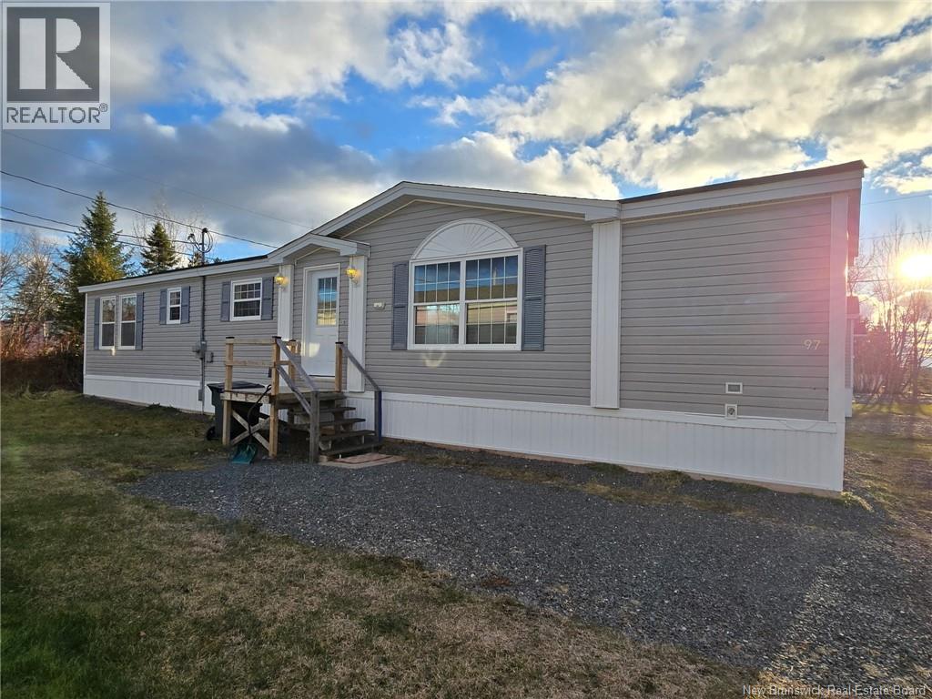97 Evergreen Street, Fredericton, New Brunswick E3B 6N1 - Photo 2 - NB130855