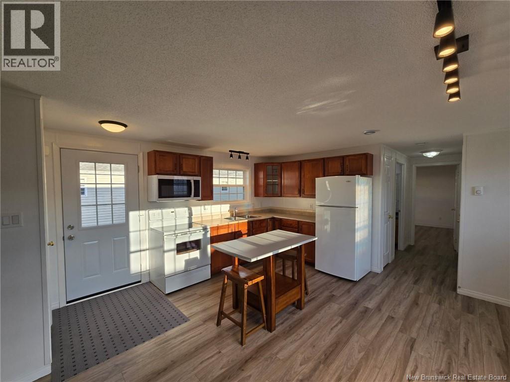 97 Evergreen Street, Fredericton, New Brunswick E3B 6N1 - Photo 3 - NB130855