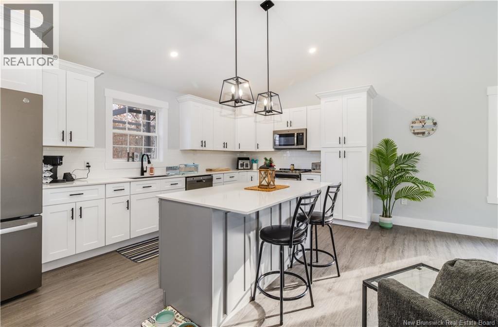 66 Murray Avenue, Fredericton, New Brunswick  E3A 3Y5 - Photo 4 - NB130722