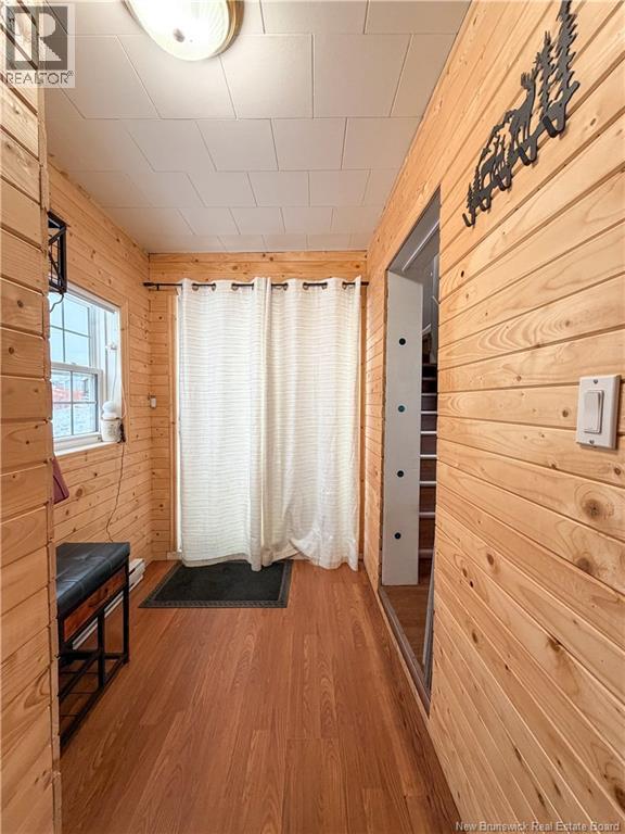 132 Lansdowne, Campbellton, New Brunswick E3N 2M7 - Photo 3 - NB130896