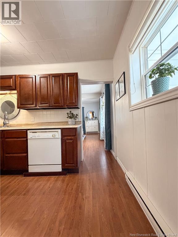 132 Lansdowne, Campbellton, New Brunswick E3N 2M7 - Photo 6 - NB130896