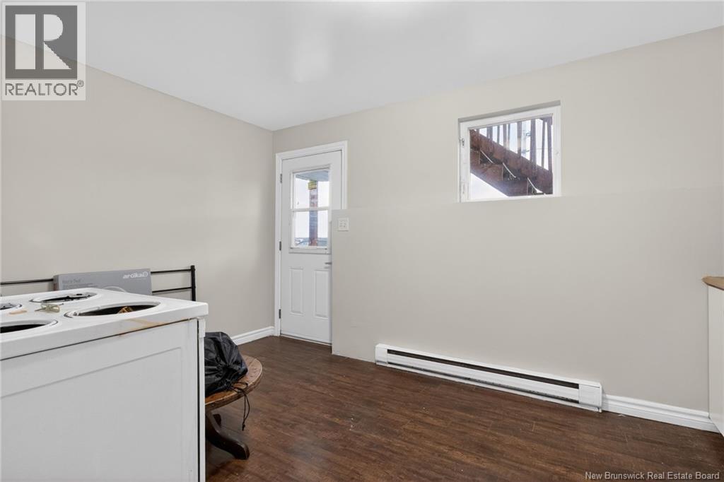 725 Univesity Drive, Bathurst, New Brunswick E2A 0A9 - Photo 29 - NB130947