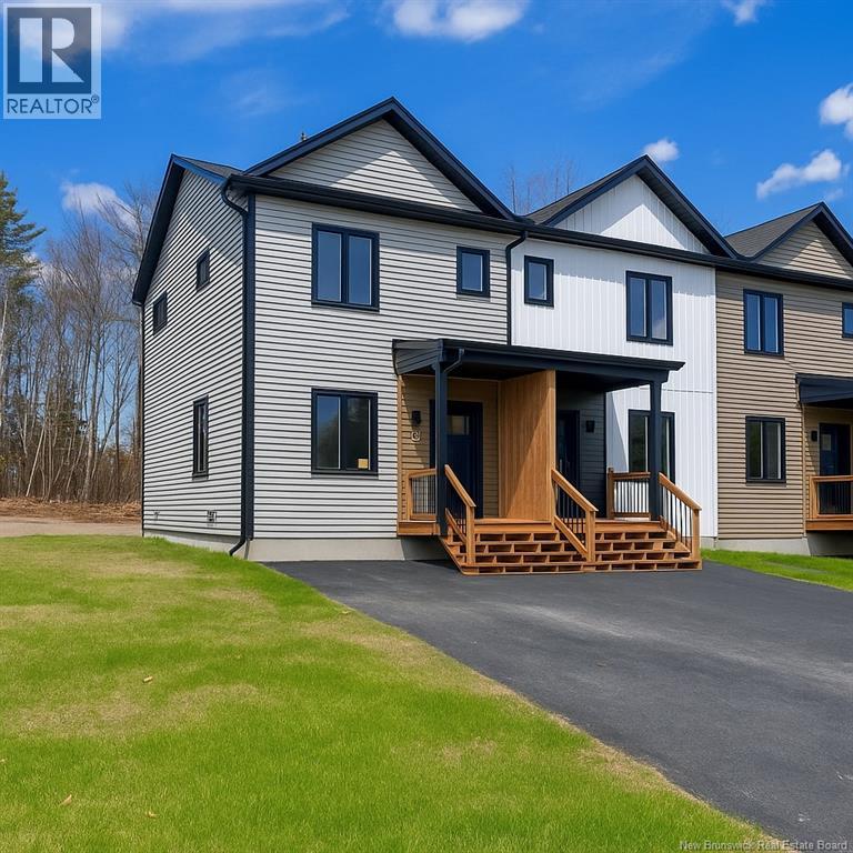 16 18 20 Terry Fox Drive, Oromocto, New Brunswick E3V 0P6 - Photo 2 - NB130875