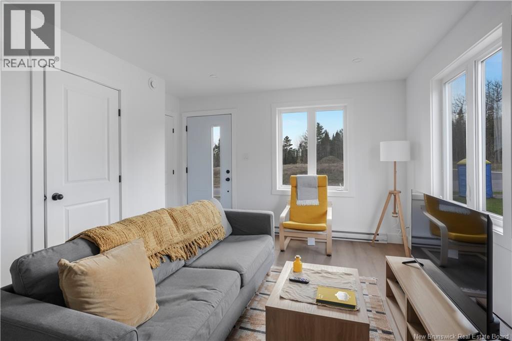 16 18 20 Terry Fox Drive, Oromocto, New Brunswick E3V 0P6 - Photo 8 - NB130875