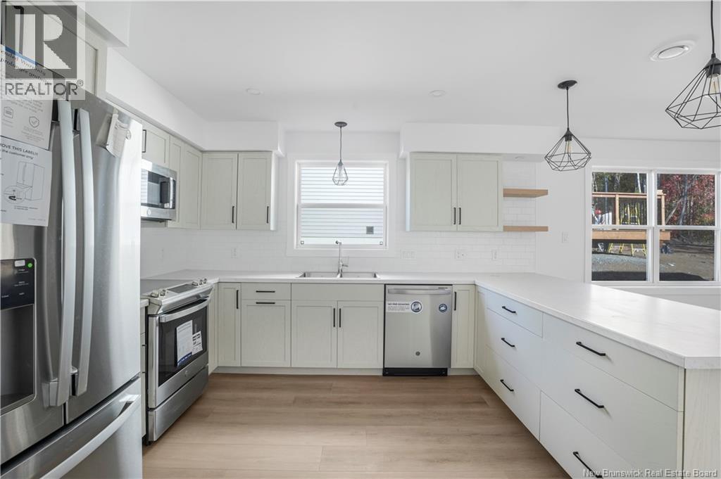 4-14 Terry Fox Drive, Oromocto, New Brunswick E2V 0R6 - Photo 7 - NB130876