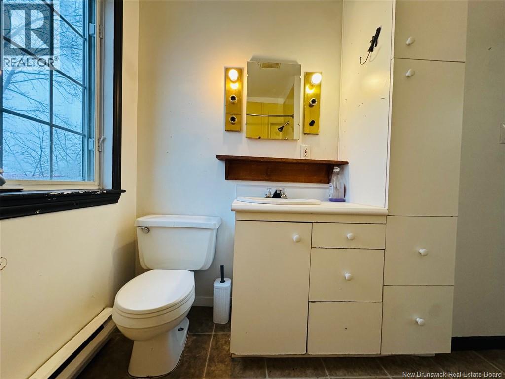 369 Adelaide Street, Dalhousie, New Brunswick  E8C 1B3 - Photo 5 - NB130982
