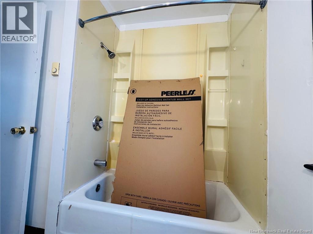 369 Adelaide Street, Dalhousie, New Brunswick  E8C 1B3 - Photo 6 - NB130982