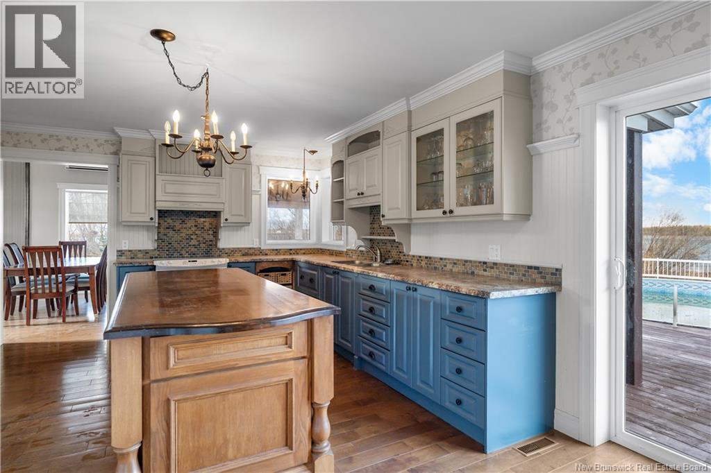 81 Route 305, Haut-Lamèque, New Brunswick  E8T 3M1 - Photo 9 - NB130972