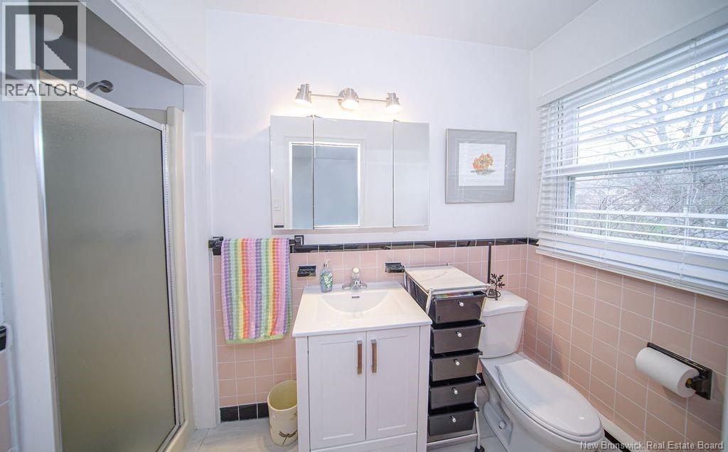 31 Forest Acres Court, Fredericton, New Brunswick E3B 4L2 - Photo 9 - NB130921