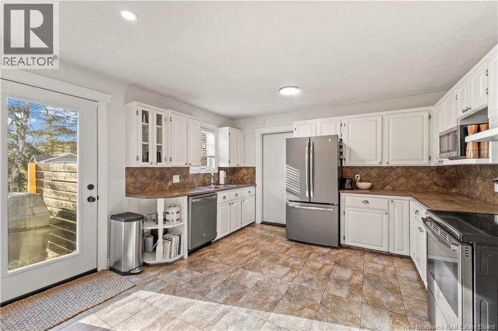 40 Camden, Moncton, New Brunswick  E1E 4J6 - Photo 11 - NB129538