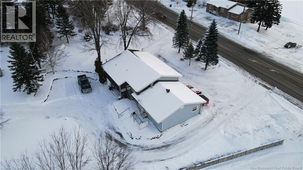 711 Victoria Street, Edmundston, New Brunswick E3V 3S9 - Photo 11 - NB130994