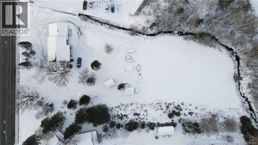 711 Victoria Street, Edmundston, New Brunswick E3V 3S9 - Photo 6 - NB130994