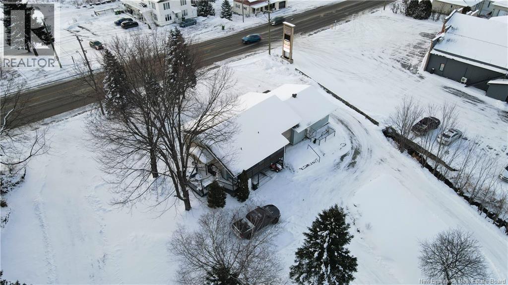 711 Victoria Street, Edmundston, New Brunswick E3V 3S9 - Photo 9 - NB130994