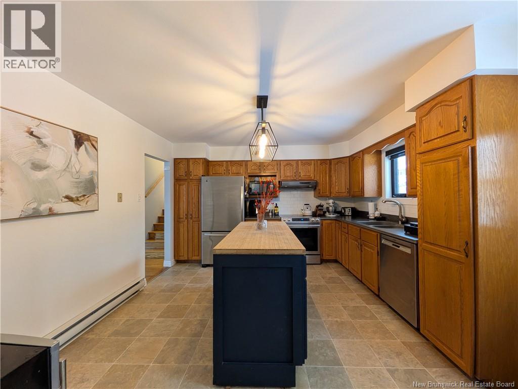 103 Squires Street, Woodstock, New Brunswick  E7M 2S4 - Photo 9 - NB130969