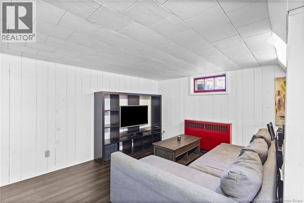 201 Willow Avenue, Fredericton, New Brunswick  E3A 2E3 - Photo 32 - NB130993