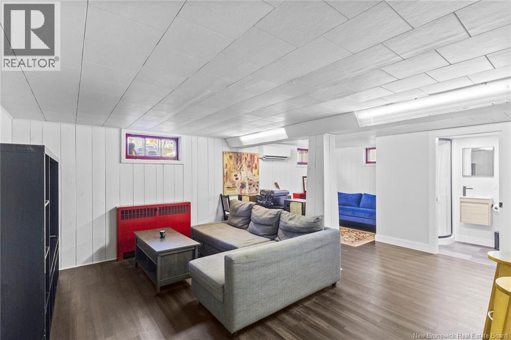 201 Willow Avenue, Fredericton, New Brunswick  E3A 2E3 - Photo 33 - NB130993