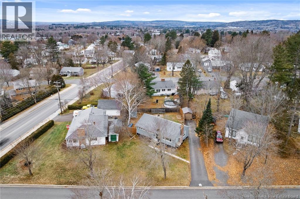 201 Willow Avenue, Fredericton, New Brunswick  E3A 2E3 - Photo 4 - NB130993