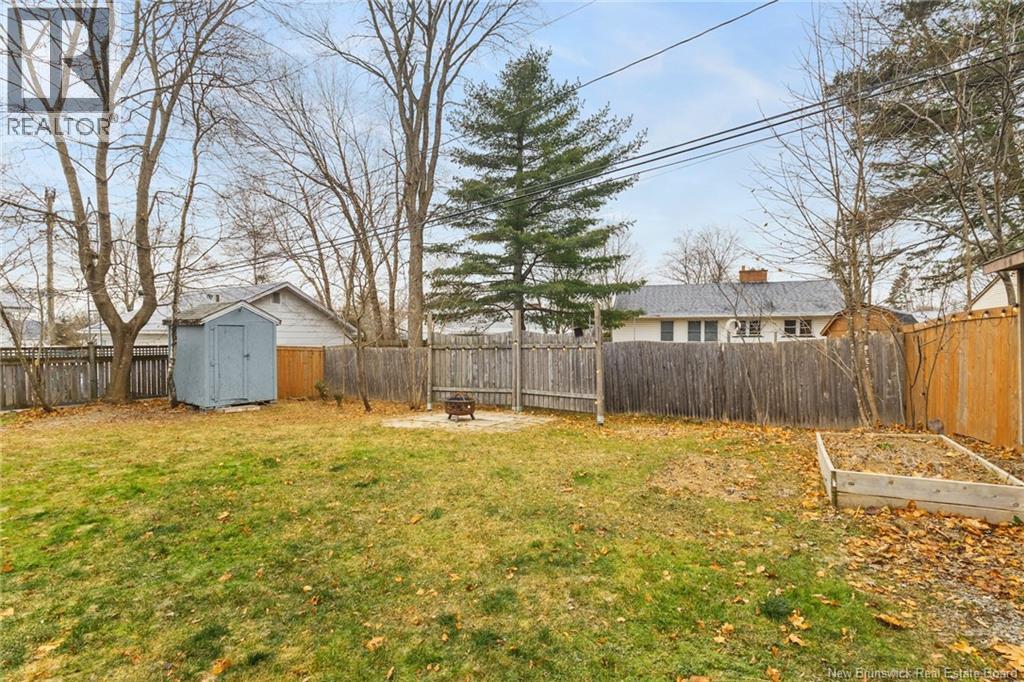 201 Willow Avenue, Fredericton, New Brunswick  E3A 2E3 - Photo 42 - NB130993
