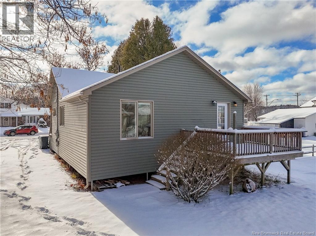 11 Corbett Avenue, Fredericton, New Brunswick E3A 3X3 - Photo 31 - NB130966