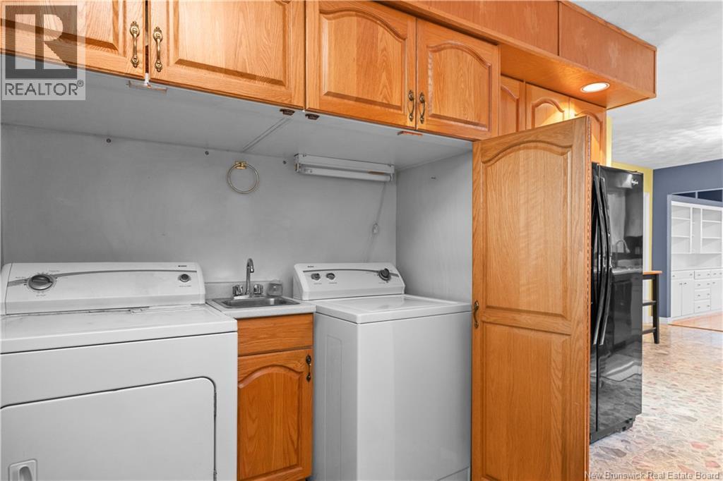 695 Hillsborough Road, Riverview, New Brunswick  E1B 3W1 - Photo 8 - NB131054