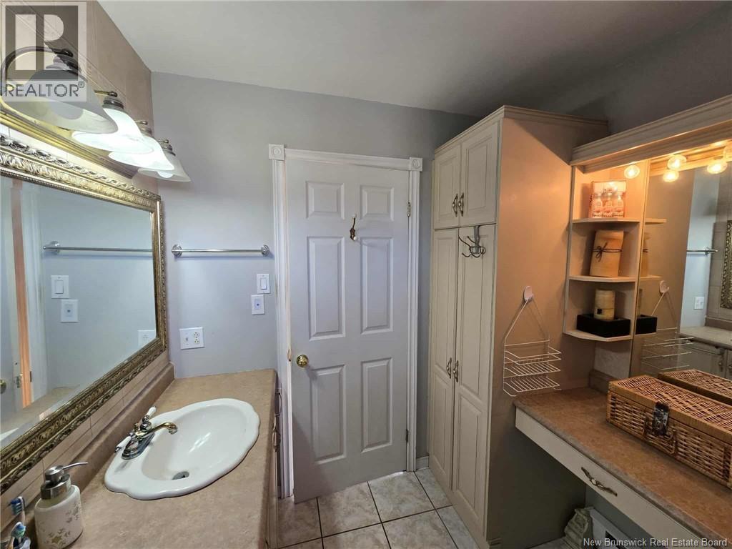 210 Francine, Beresford, New Brunswick  E8K 1N8 - Photo 16 - NB131137