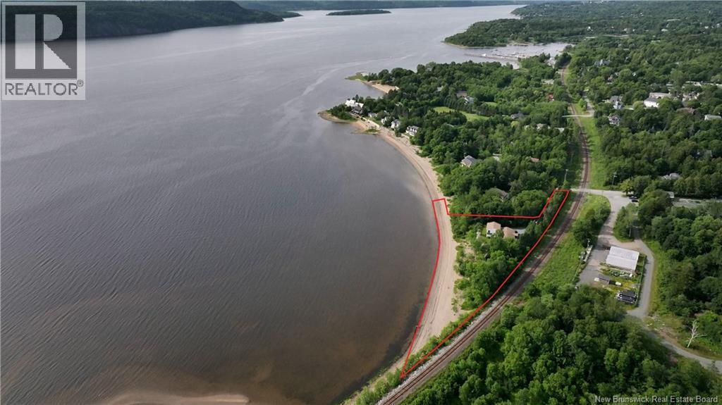 8 Tennis Court Road, Rothesay, New Brunswick E2E 5W4 - Photo 5 - NB131230