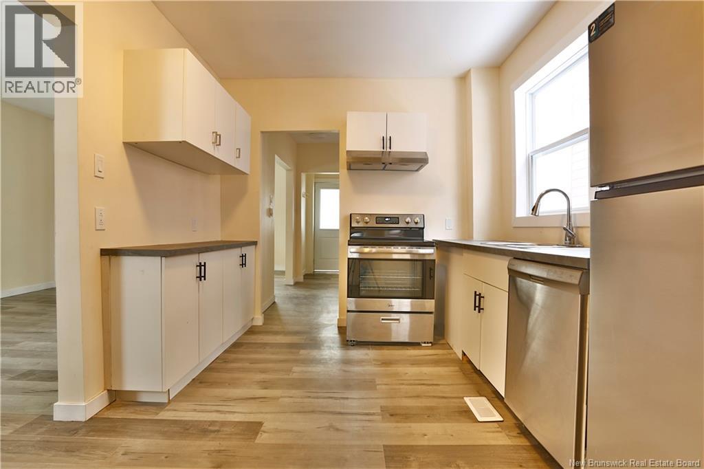 15 Lockhart Avenue, Moncton, New Brunswick E1C 6R2 - Photo 12 - NB131219