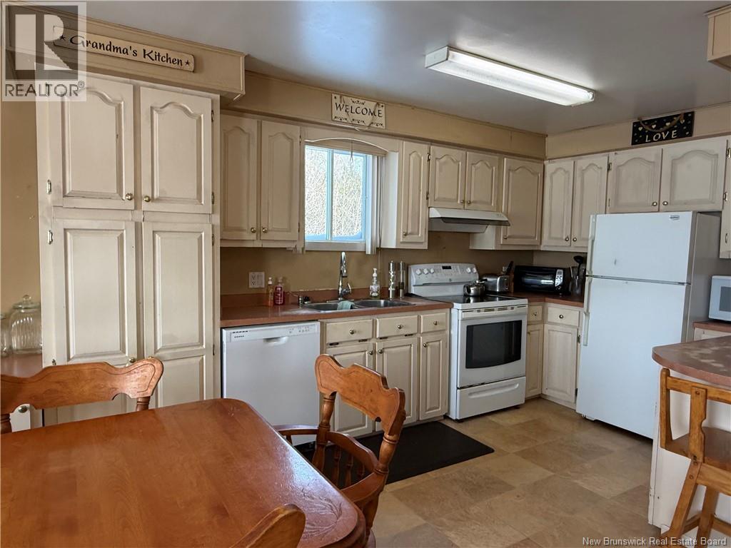 406 Sutherland Brook Road, Dsl De Drummond/dsl Of Drummond, New Brunswick  E3Y 2M6 - Photo 11 - NB131778