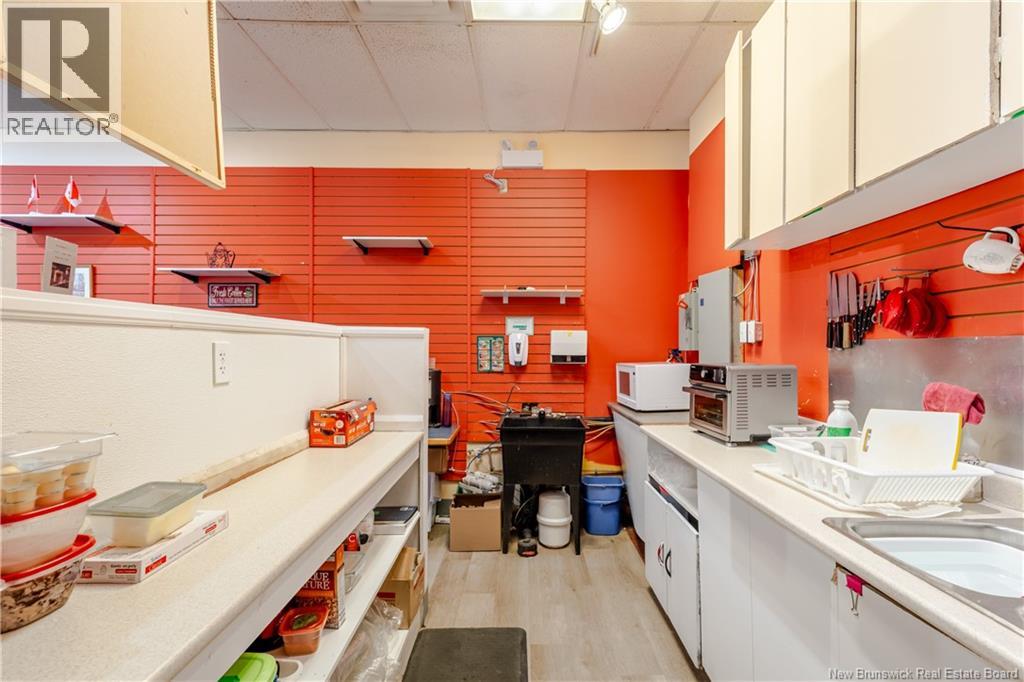 435 Brookside Drive, Fredericton, New Brunswick E3A 8V4 - Photo 17 - NB131383