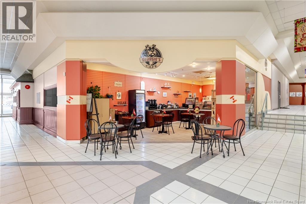 435 Brookside Drive, Fredericton, New Brunswick E3A 8V4 - Photo 3 - NB131383