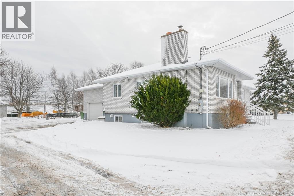 142 4e Street, Shippagan, New Brunswick  E8S 2J8 - Photo 5 - NB131959