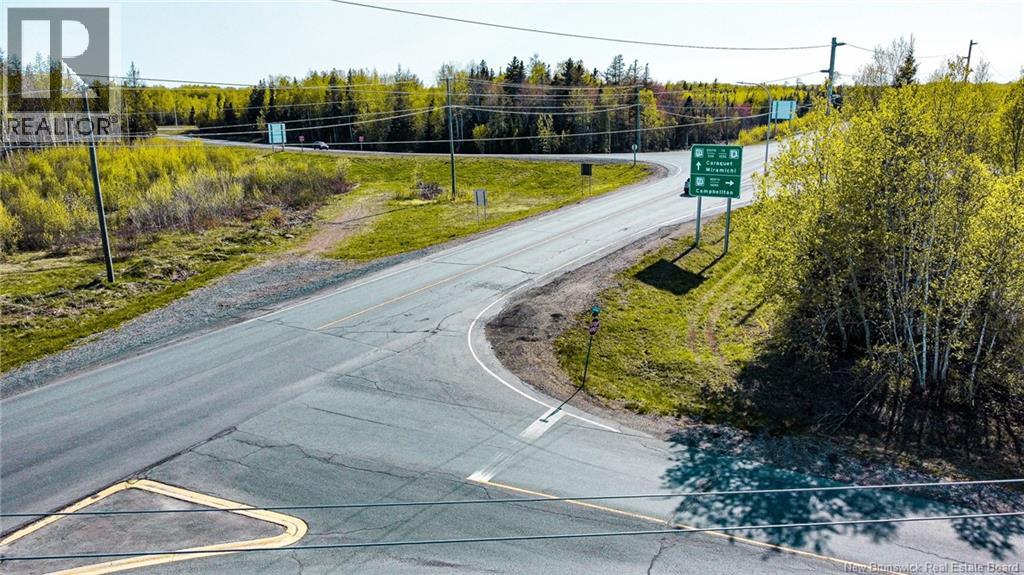 1 St Anne Street, Bathurst, New Brunswick E2A 6X2 - Photo 7 - NB132257