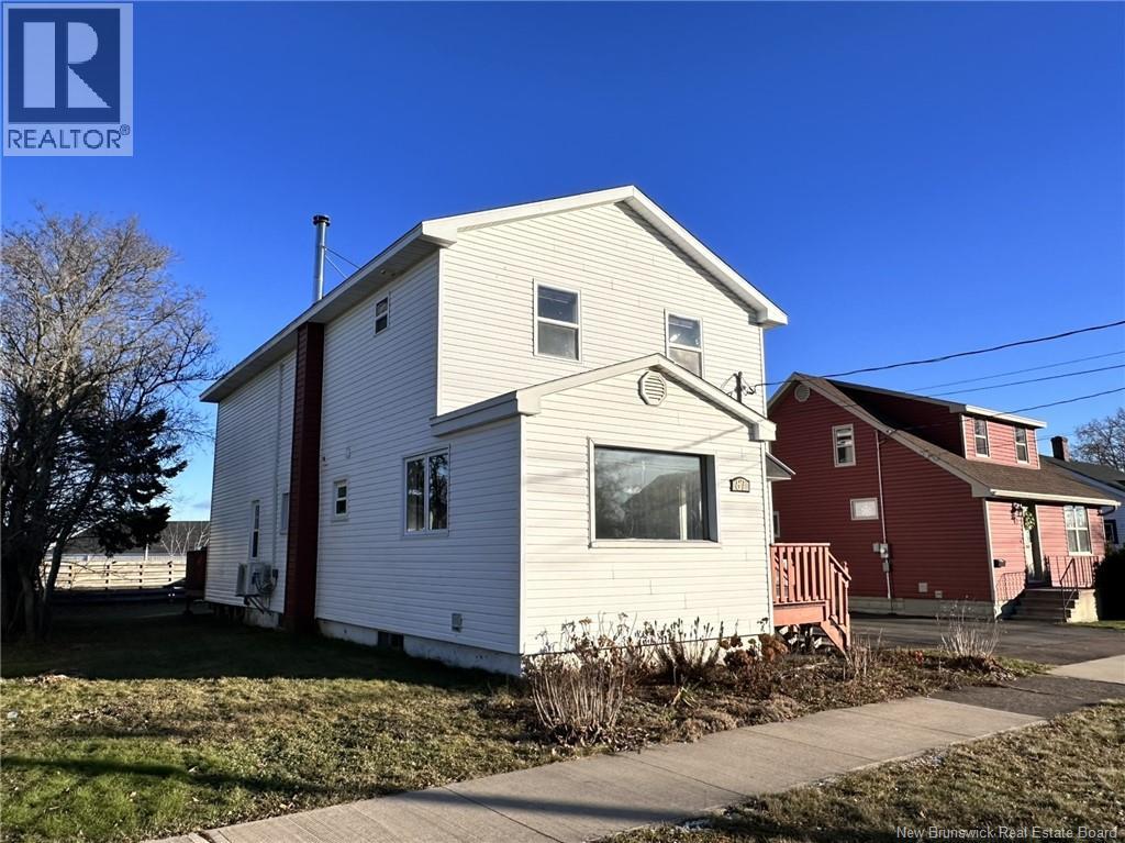 87 Oakland Avenue, Moncton, New Brunswick E1C 7N9 - Photo 3 - NB132474