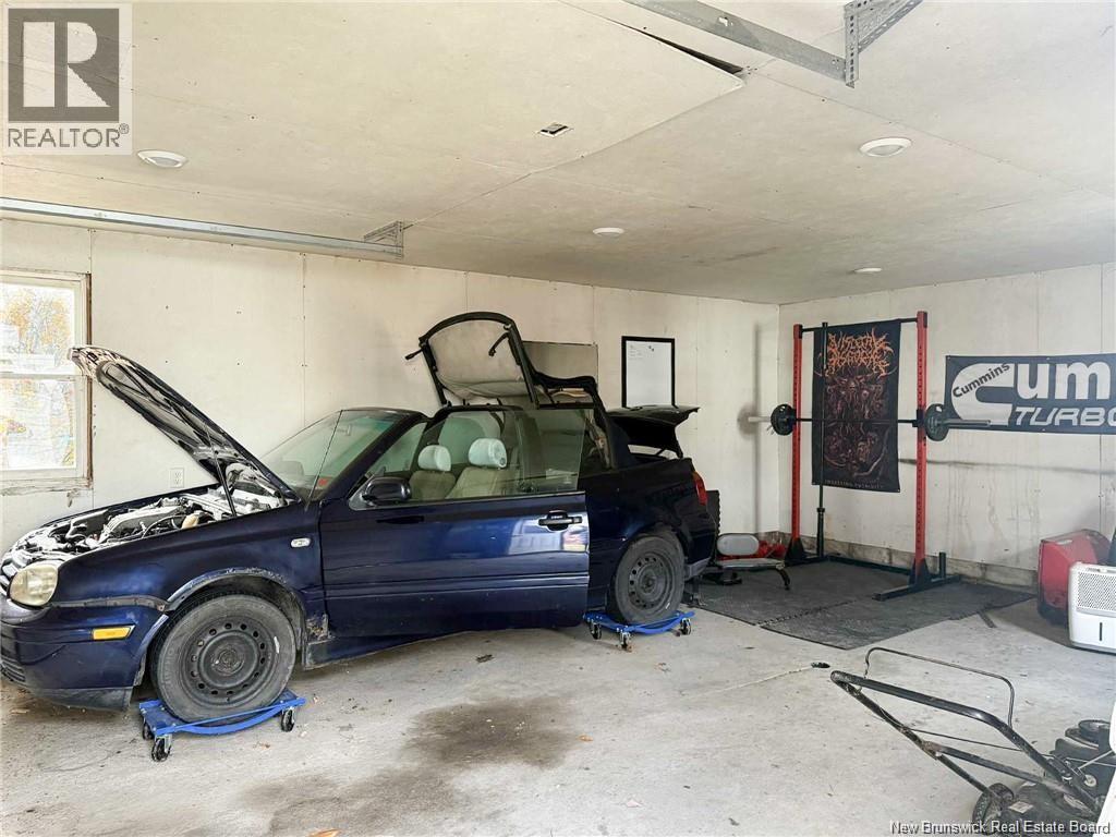 54 Pleasant Avenue, Mcadam, New Brunswick  E6J 1G4 - Photo 34 - NB133245