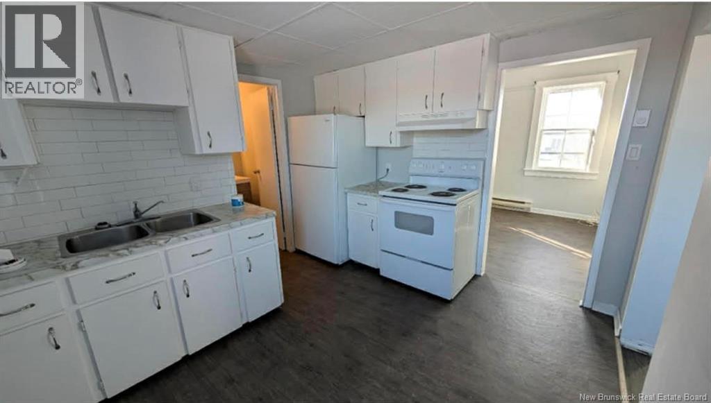 292 Parc Ouest Street, Beresford, New Brunswick  E8K 2E8 - Photo 10 - NB133125