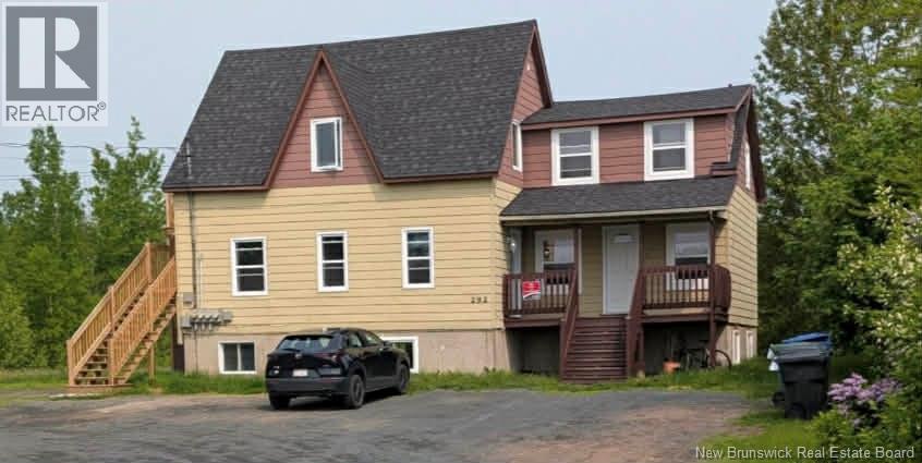 292 Parc Ouest Street, Beresford, New Brunswick  E8K 2E8 - Photo 2 - NB133125