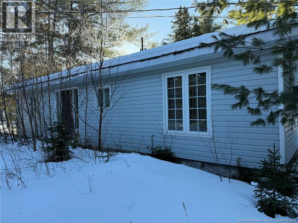 286 River Road, Sunny Corner, New Brunswick