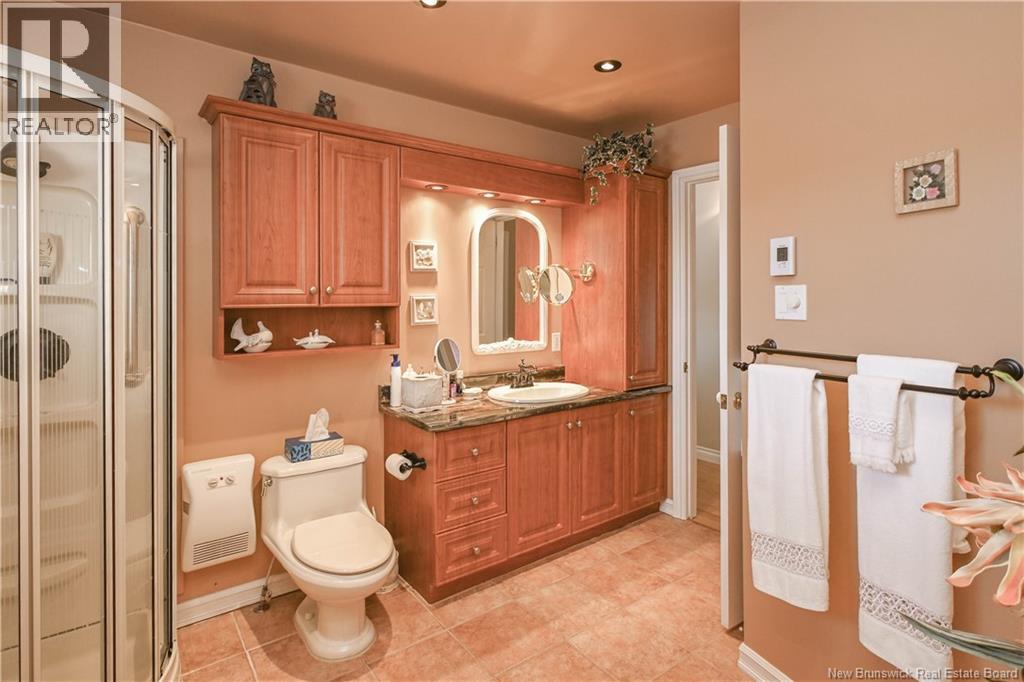 262 Savard Street, Caraquet, New Brunswick  E1W 1A4 - Photo 35 - NB133496