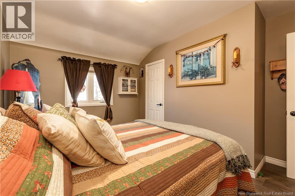 196 Waverley Avenue, Moncton, New Brunswick  E1C 7V4 - Photo 11 - NB133466