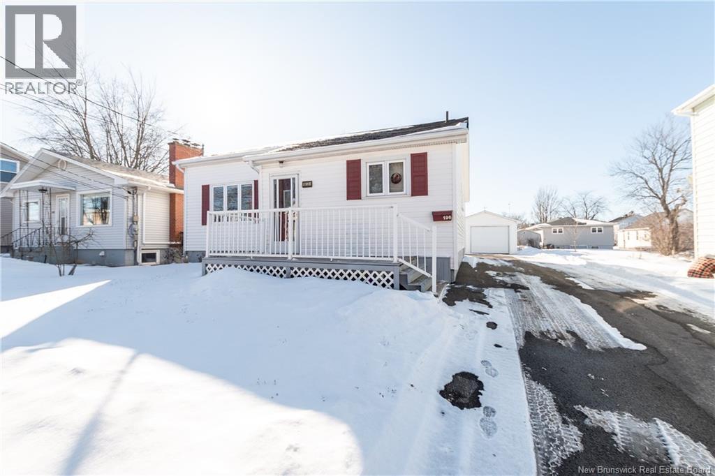 196 Waverley Avenue, Moncton, New Brunswick  E1C 7V4 - Photo 2 - NB133466