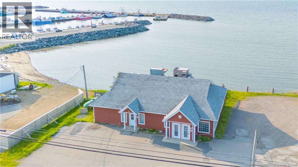 89 Saint-Pierre Est Boulevard, Caraquet, New Brunswick  E1W 1B6 - Photo 15 - NB133548