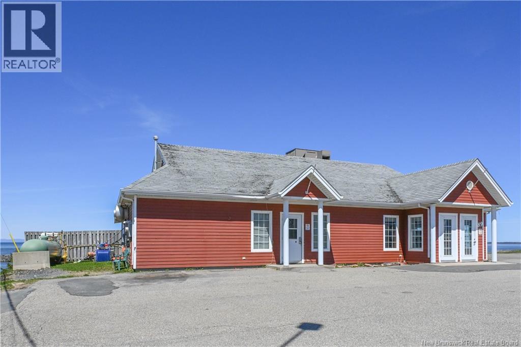 89 Saint-Pierre Est Boulevard, Caraquet, New Brunswick  E1W 1B6 - Photo 9 - NB133548