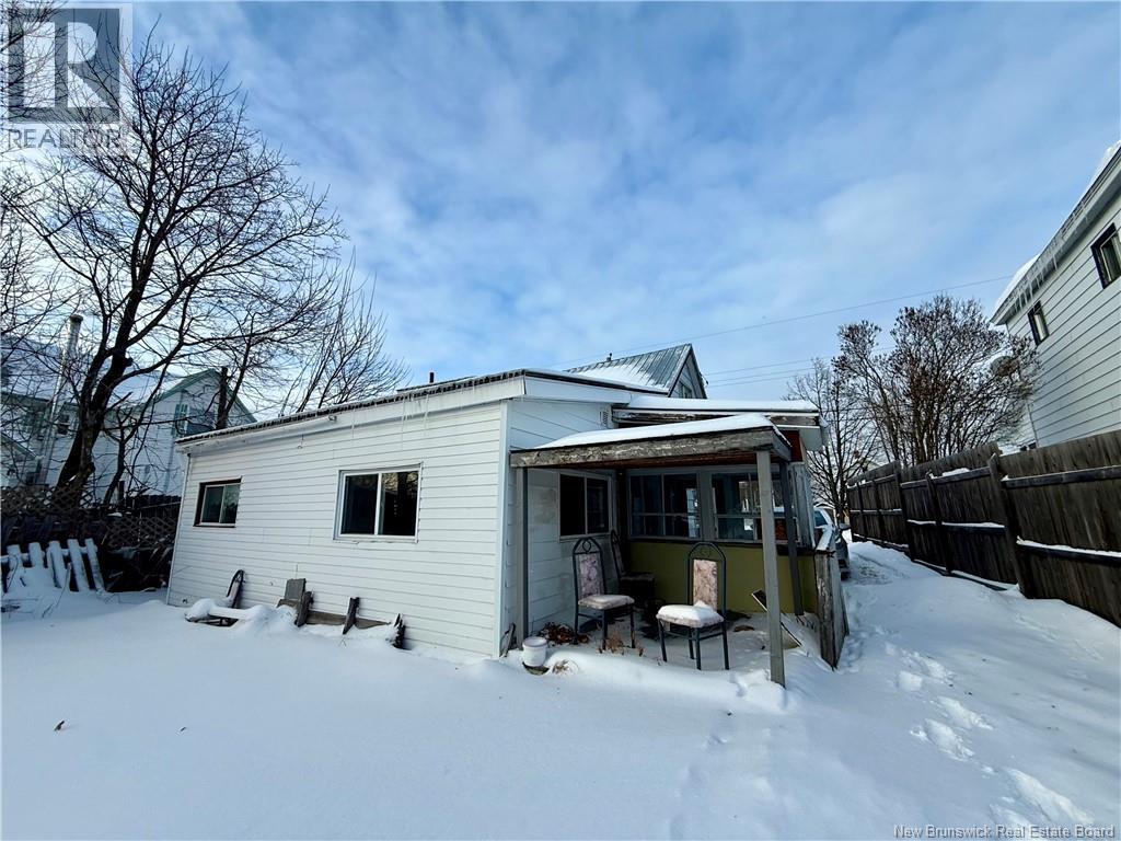 62 Duncan Street, Campbellton, New Brunswick E3N 2K9 - Photo 14 - NB133602