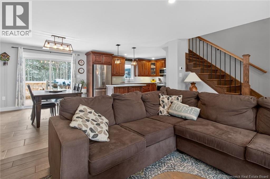 11 Amber Ridge Court, Berry Mills, New Brunswick E1G 5R3 - Photo 4 - NB133612
