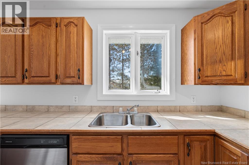 275 Hutchison Drive, Miramichi, New Brunswick E1V 6C7 - Photo 13 - NB133531