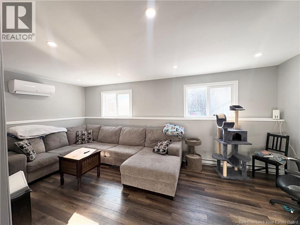 231 Mcarthur Street, Miramichi, New Brunswick  E1V 3C5 - Photo 14 - NB133618