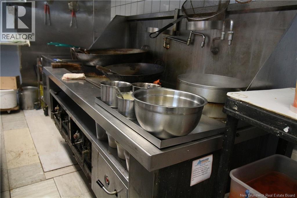 261 Restigouche Road Unit# 9-10, Oromocto, New Brunswick E2V 2H1 - Photo 16 - NB133657