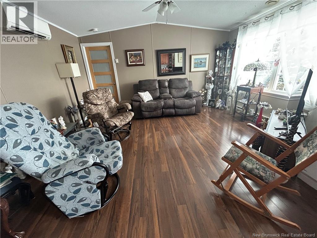 899 Rue Janick, Tracadie, New Brunswick E1X 1B8 - Photo 9 - NB134082